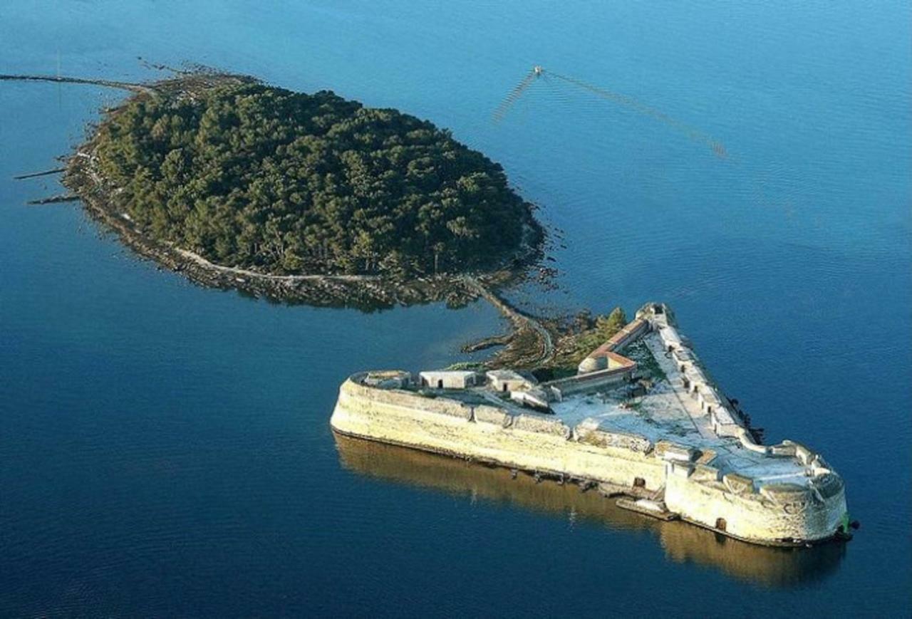 4 Fortresses Sibenik Luaran gambar